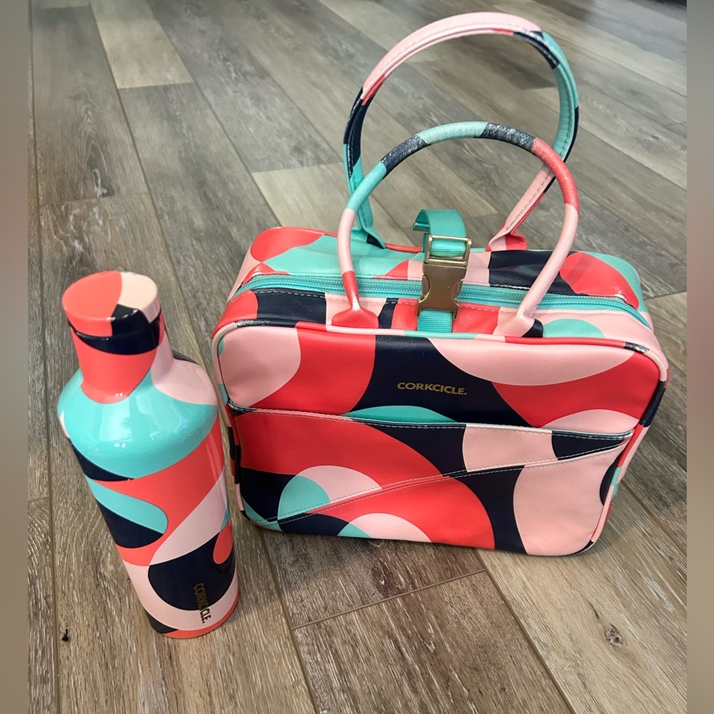 Corkcicle lunch box & 16 oz water bottle set